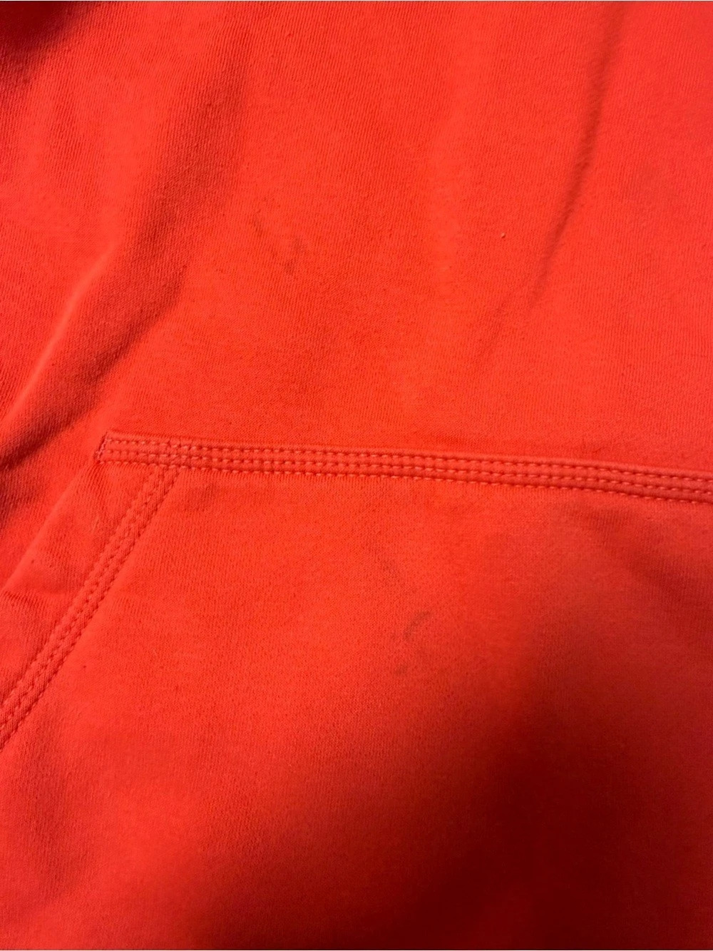 Carhartt Relaxed Fit Hoodie in Red Size Medium - Picture 3 of 3